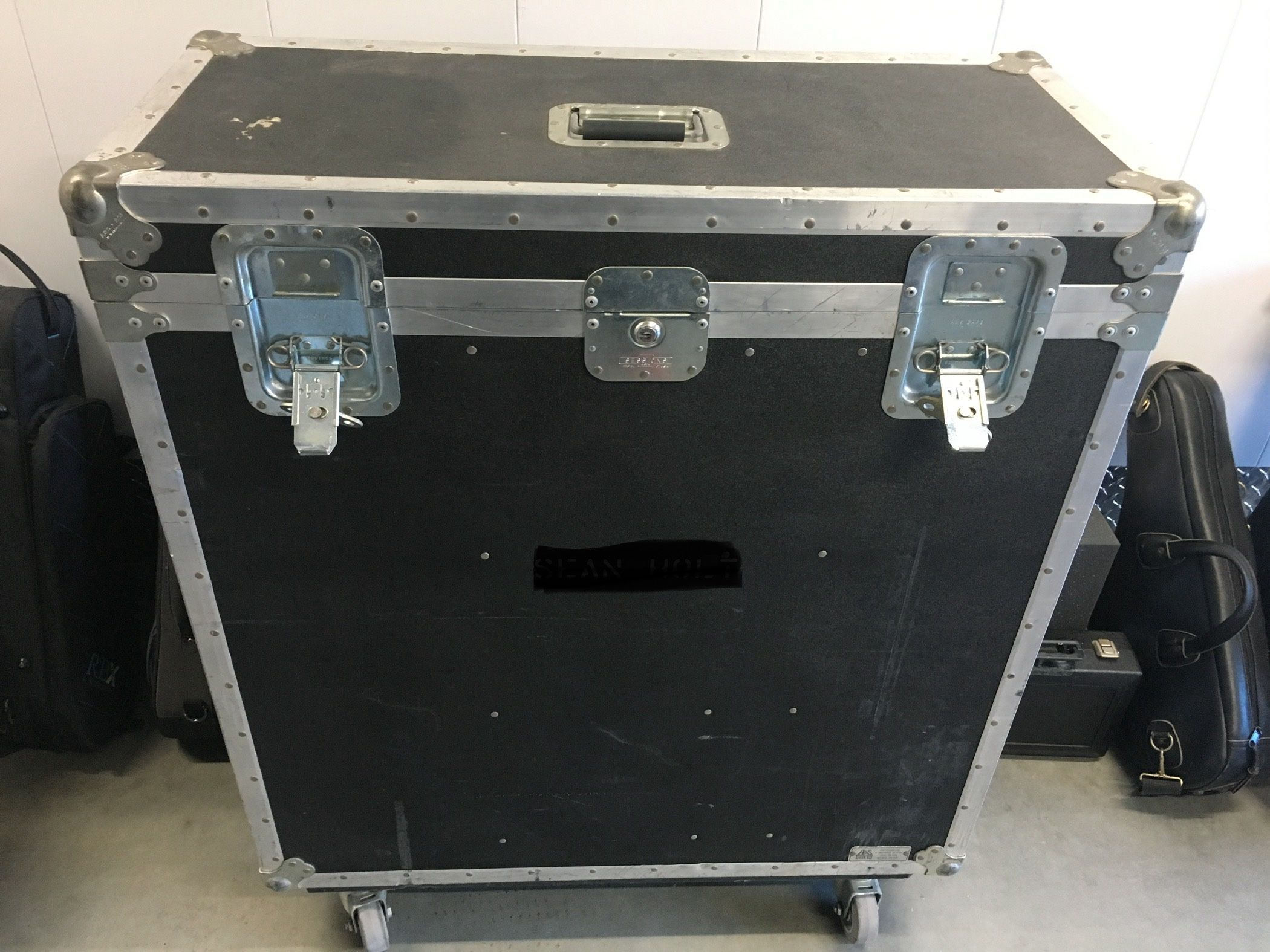 Shock-mounted Instrument Road Case