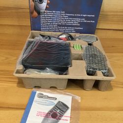 Custom auto sound Secretaudio SRMS Hidaway 200Watt 40’ remote