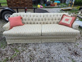Couch with floral pattern, 88" long