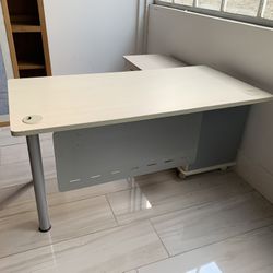 New Desk Modern L Shape 66”x66” 