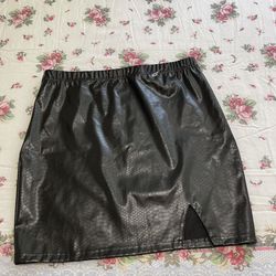 Shein Curve Skirt , Size XL Runs Small, Like A size Large. New Never Used , Out Tags