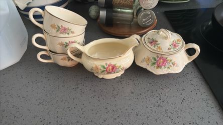 Homer Laughlin vintage set