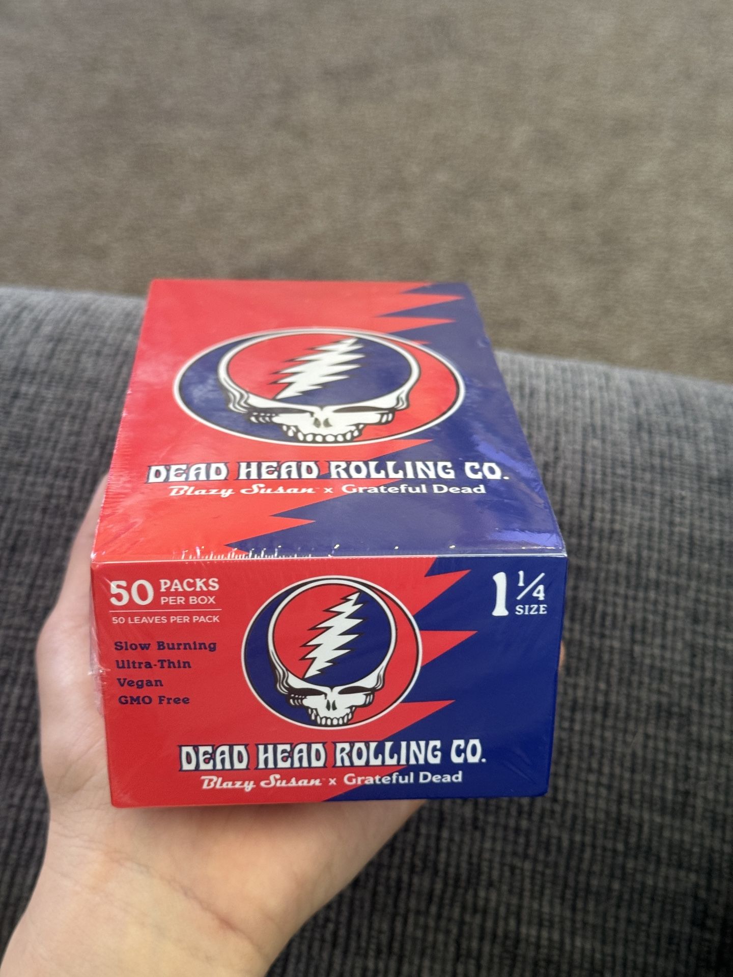 Dead Head Rolling Papers