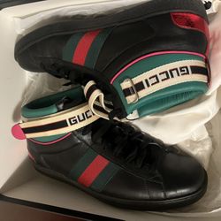 Gucci Sneakers 