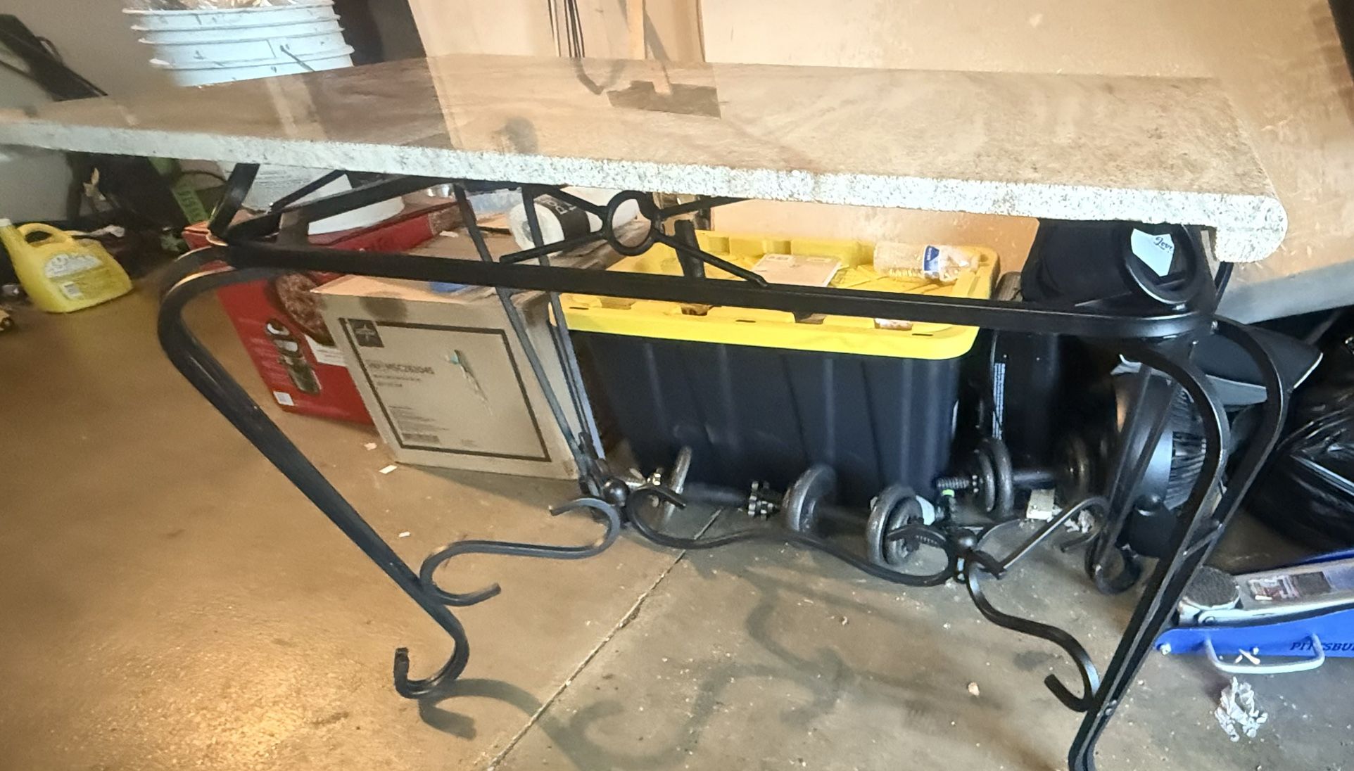 Marble Granit Table.