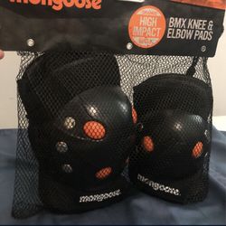 Mongoose Knee And Elbow Bmx Pads Never Used