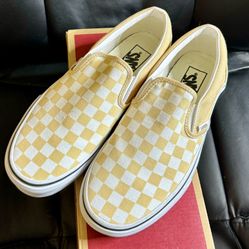 VANS SLIP ON TAN & WHITE 