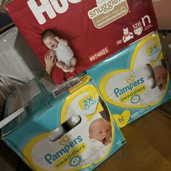 Size Newborn And Size 1 Diapers 