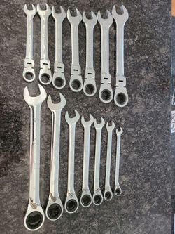 Husky ratcheting wrench set