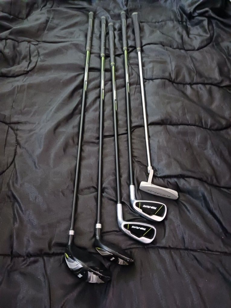 Kids Golfing Gear Top Flight JR Golf Club Set Of 5