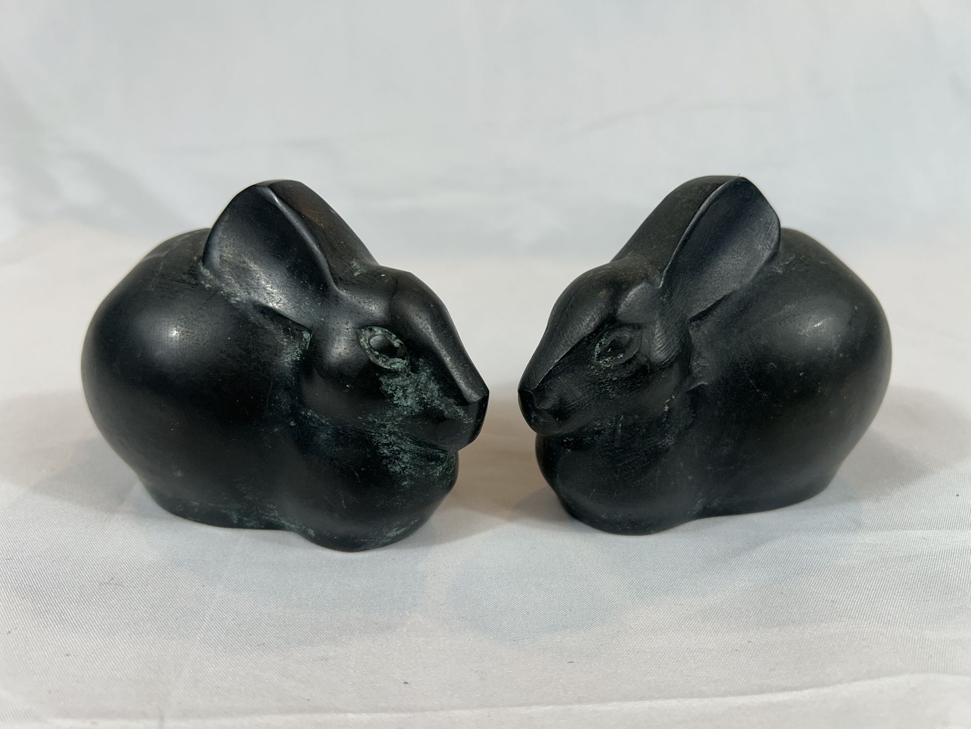 Vintage Solid Bronze Japanese Rabbit Bunny Figure Metal Paperweight