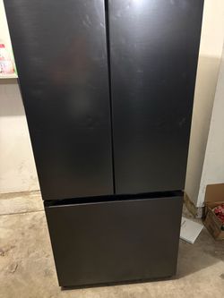 Samsung Ice making Fridge