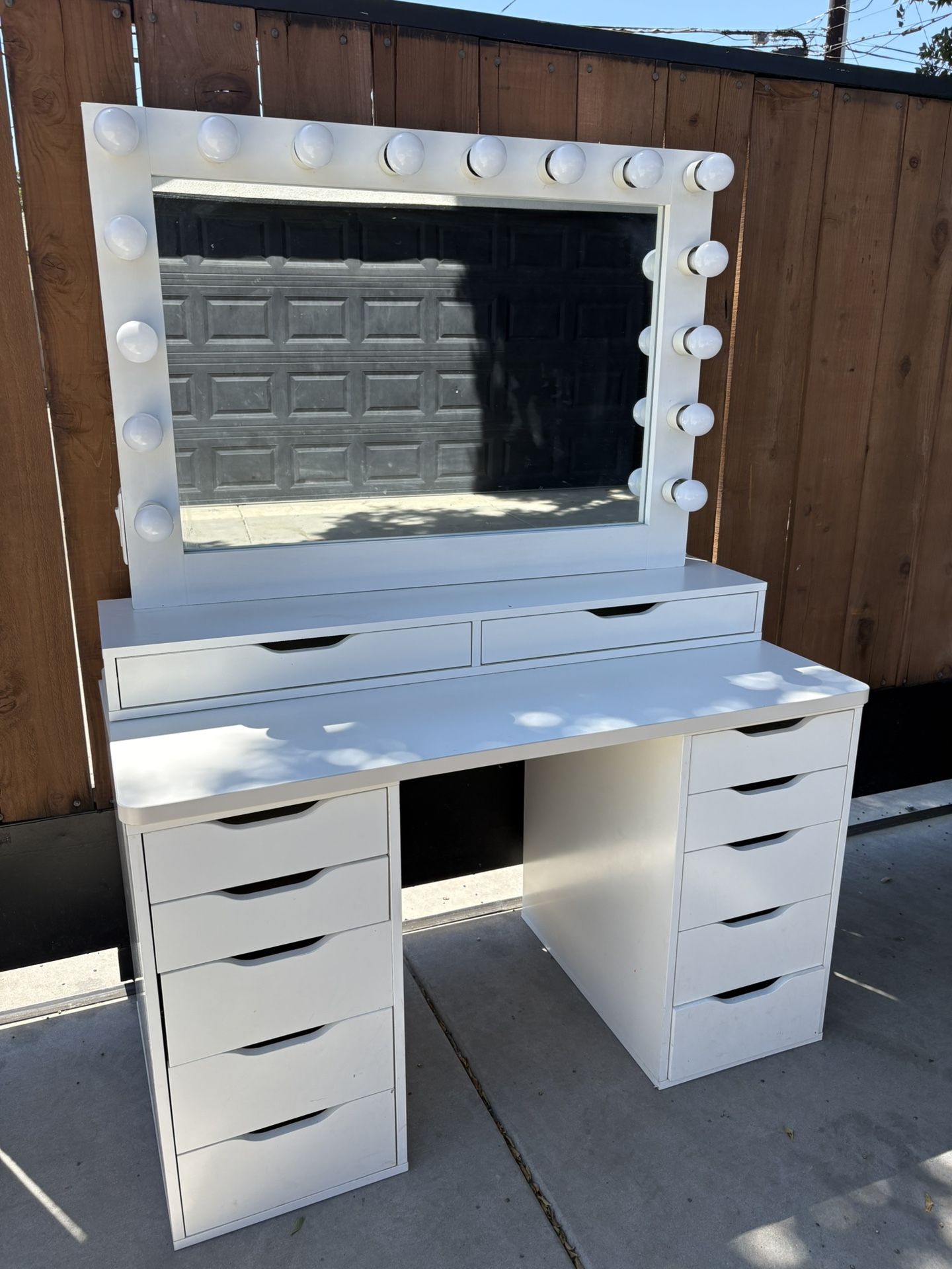 Hollywood Vanity