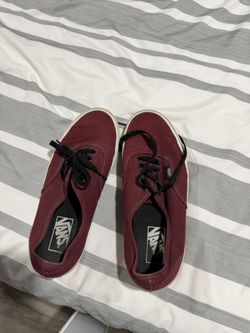 Women’s Vans size 8