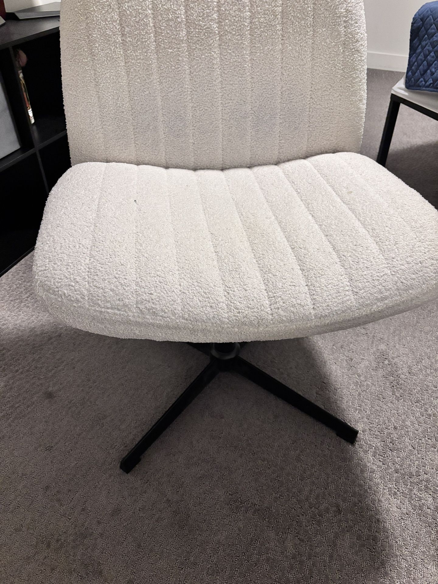 LARGE CRISSCROSS CHAIR