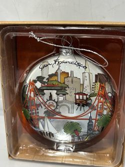 San Francisco Souvenir Christmas Ornament Golden Gate Bridge Silver Ball