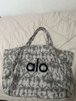 Alo bag (no tag on it)