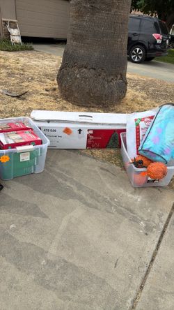 Yard Sale -Leland & Tenth