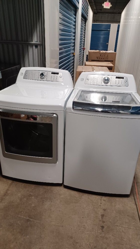 Kenmore washer and electric dryer set 