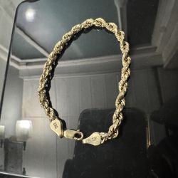 10k 4.6g Chunky 6mm Gold 8” Rope Chain Bracelet