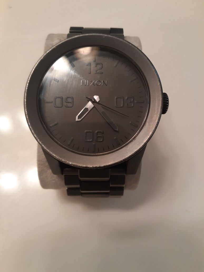 Nixon Corporal SS Watch (gun metal)