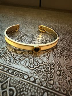 BCBG bracelet