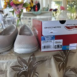 Skechers Arch Support Shoes