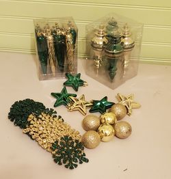 Green and gold Christmas ornaments