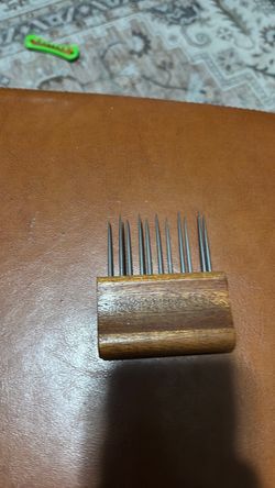 Vintage wool comb