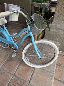 Nice blue and white bike