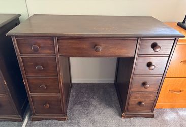 FREE Sturdy Vintage Wooden Desk