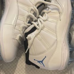 Jordan 11 Mid Football Cleats