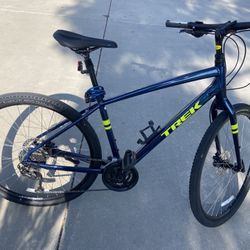 Trek Verve 3 Gen 4 Large Hybrid Bike $400
