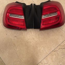 GLA 250 Mercedes Benz Tail Lights like brand new