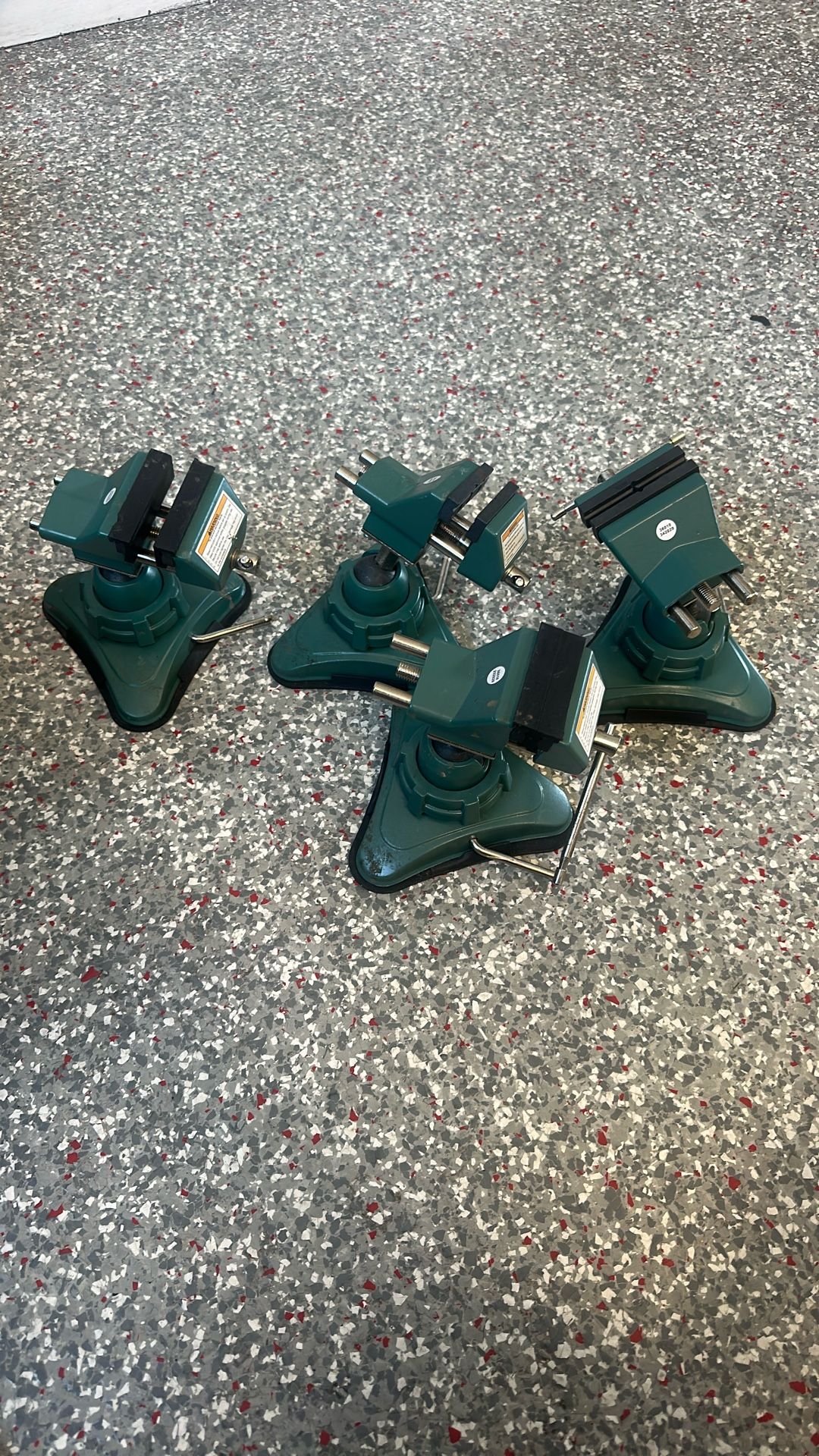 Velleman VTTV Vacuum Table Vise with Standard Head