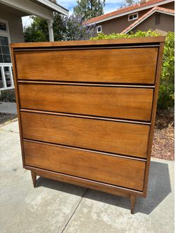 Mid Century Modern Wood Dresser Chest of Drawers by Bassett Furniture