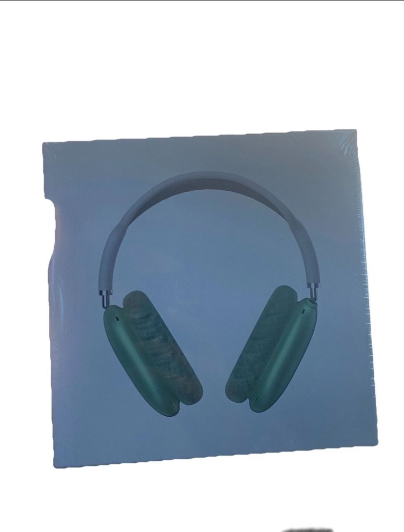 Apple AirPods Maxes