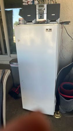 Refrigerator for 50