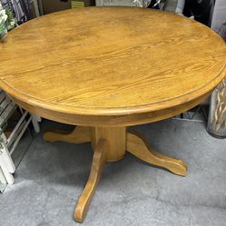 Antique Round Pedestal Table 42"round  top Classic Oak Collection