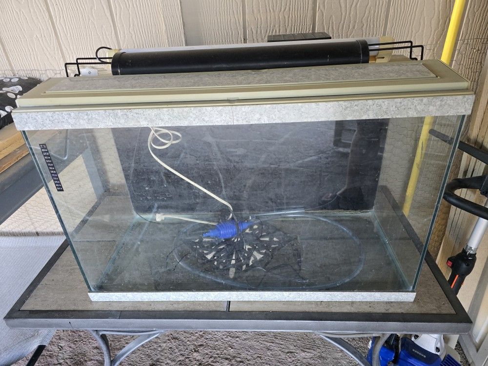 29 Gallon Aquarium