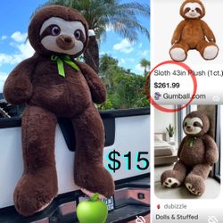 $15 Brand New Giant 🦥 Sloth Plush in mint condition price to sale