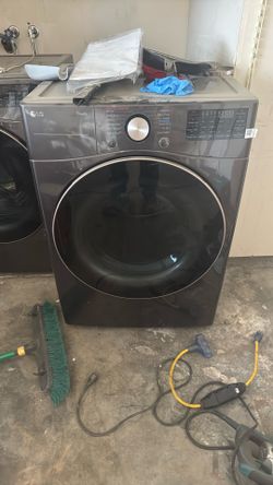 LG Washer And dryer Set 