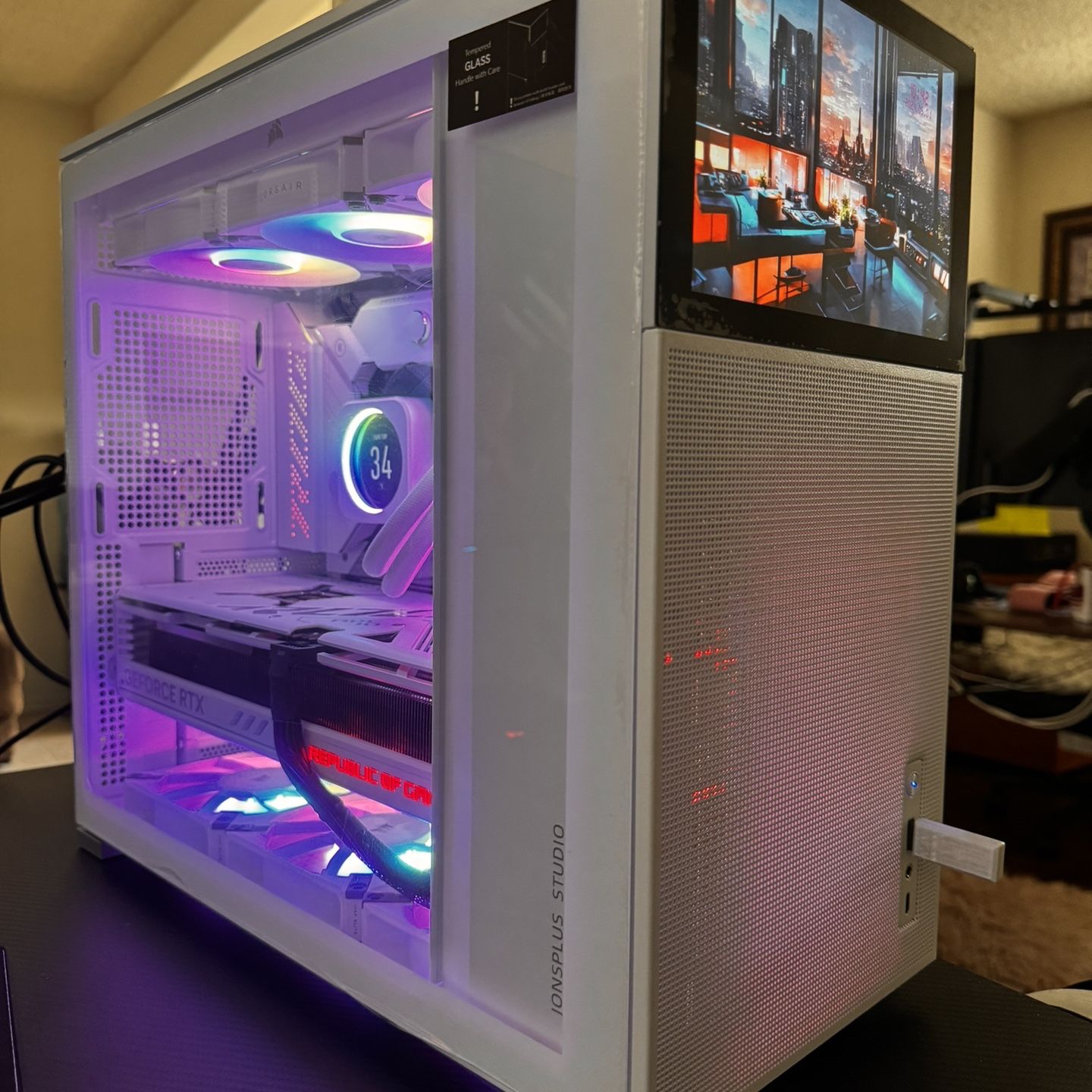 White Gaming Pc