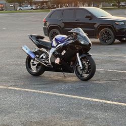 2002 Yamaha YZF