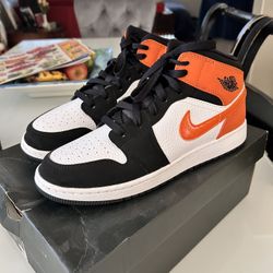 Air Jordan 1 Mids Starfish-White