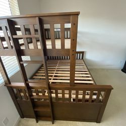 3 LEVELS BED