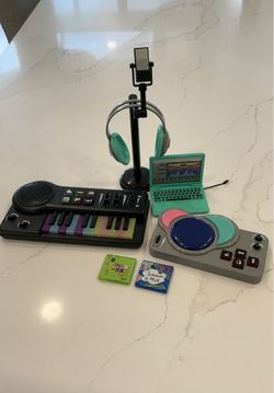 American Girl Songwriting Accessories