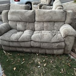 4 Piece L-Shape Couch with Recliner’s 