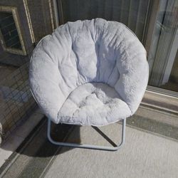Saucer Chair