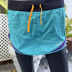 Patagonia Skort Womens Small Teal Purple Built In Shorts Skirt Hiking Strider